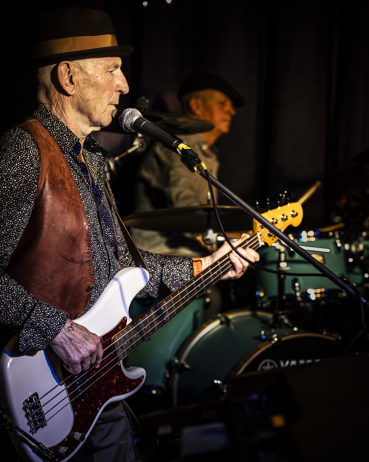 Bruce Grey on bass with Dennis Frey on drums